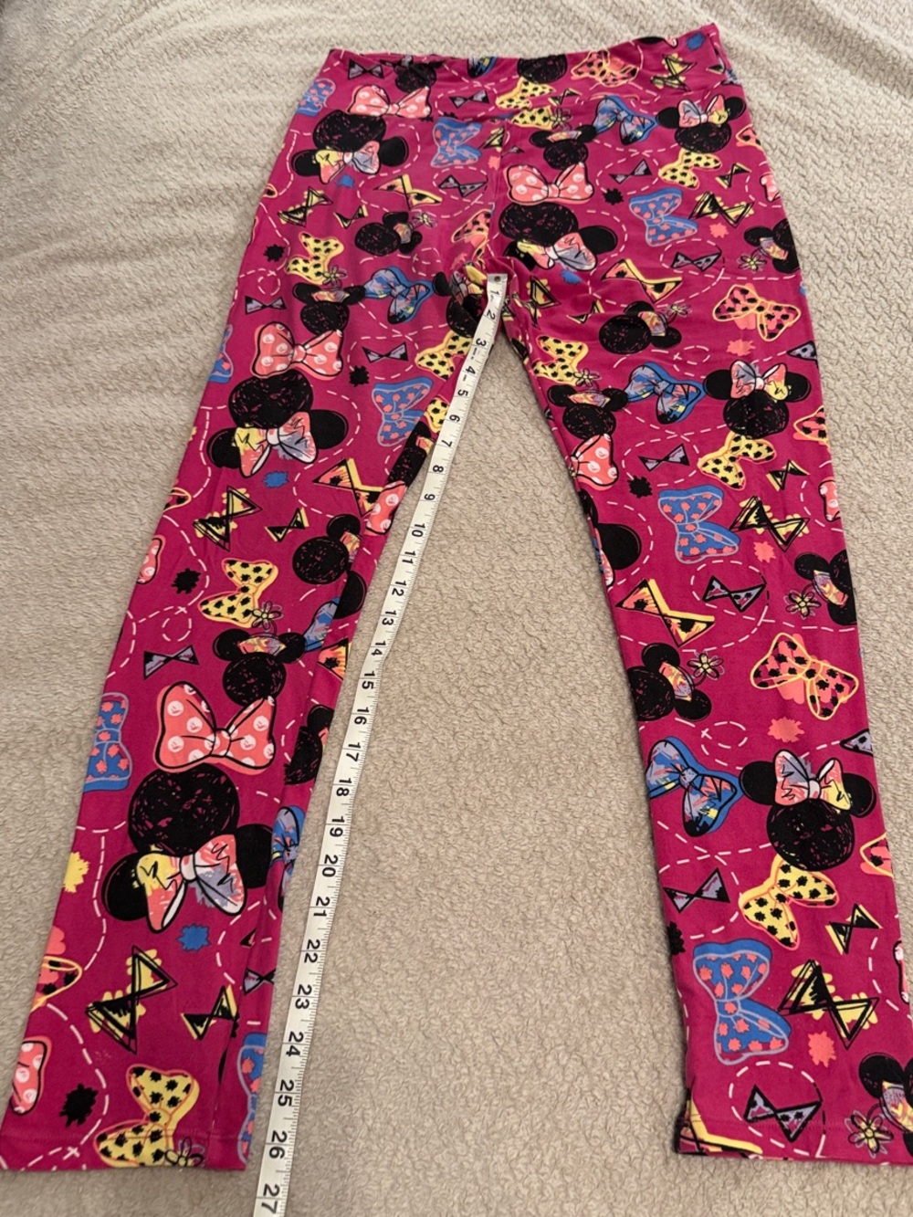 LuLaRoe Minnie Print & Bow Magenta Leggings - TC 12-18